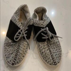 Madden‎ Black and White Lace Up Shoe
